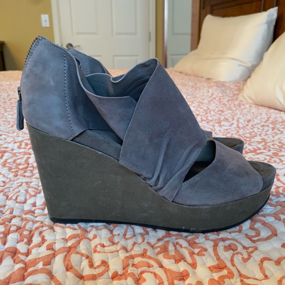 Eileen Fisher Wedge Heels Size 9